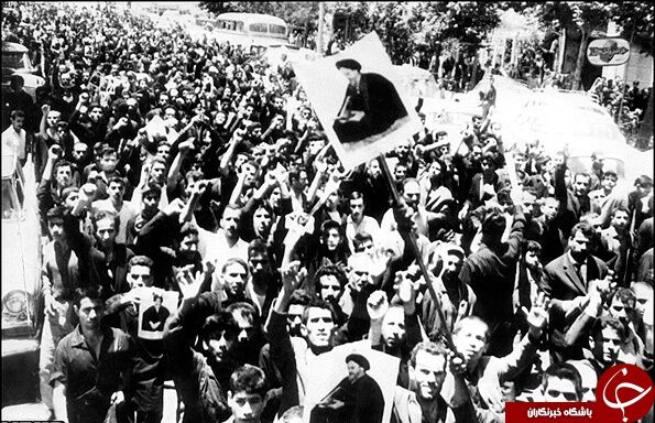 تصاویر کمتر دیده شده از قیام15خرداد