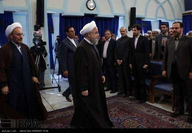 دیدار جمعی از علمای اهل سنت با روحانی/تصاویر