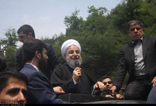 بازدید روحانی از معدن یورت/تصاویر