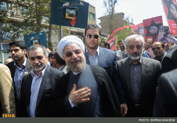 روحانی در راهپیمایی روز قدس/عکس