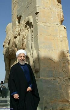 حضور روحانی در تخت جمشید /عکس