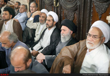 تصاویر دیدار علما با آیت‌الله‌هاشمی