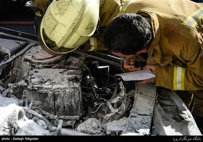 خودرویی که دچار حریق شد/تصاویر