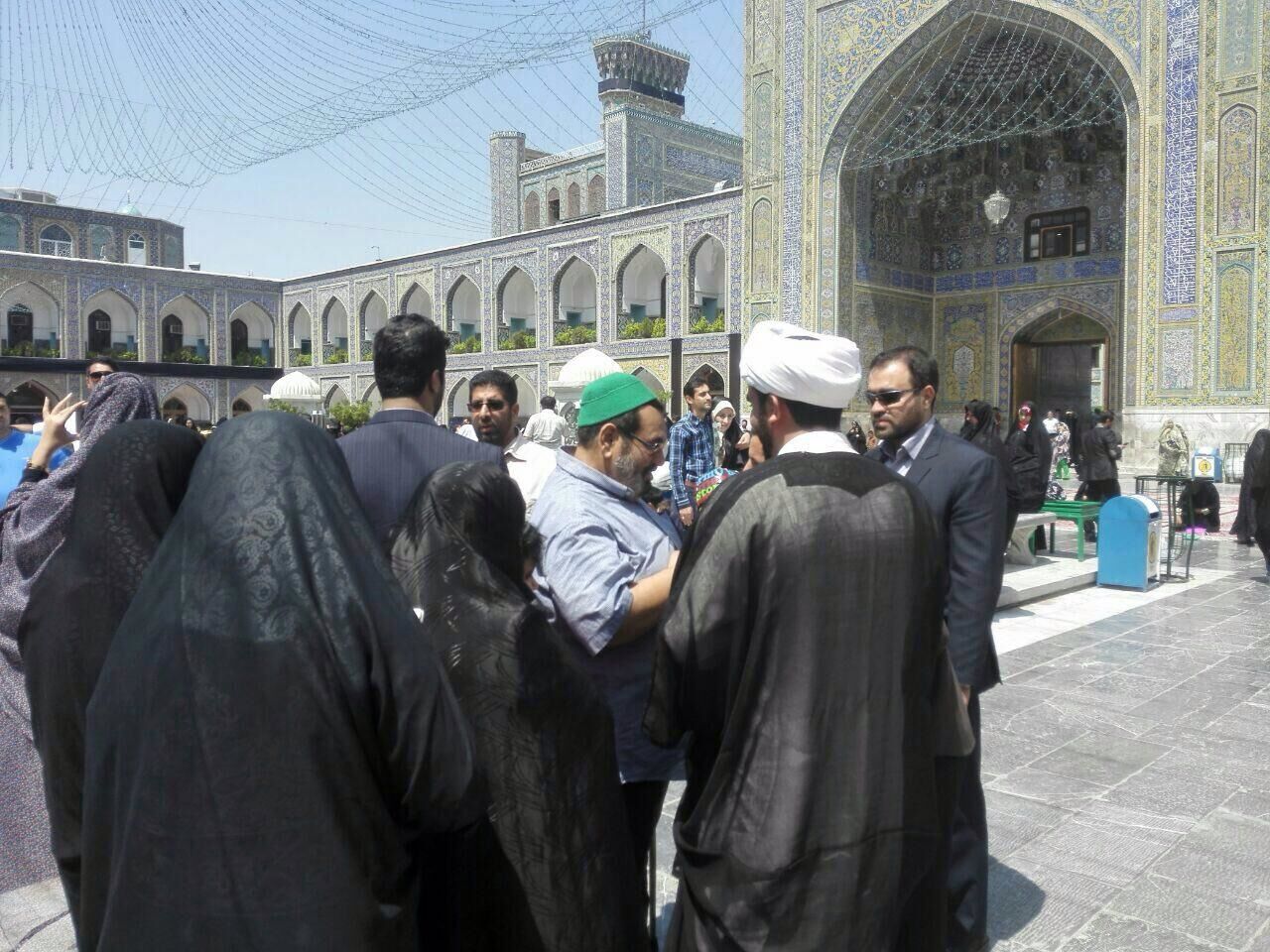 سرلشگر فیروز آبادی در حرم رضوی