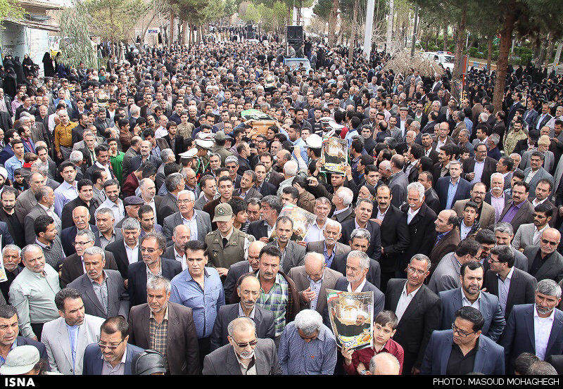 تشییع پیکر مادر رییس جمهور/عکس