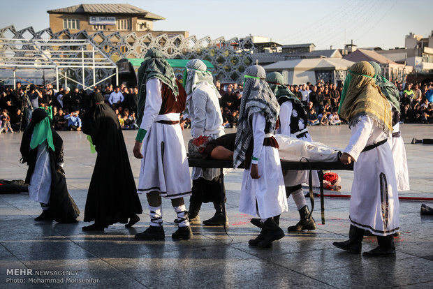 تعزیه در میدان امام حسین /تصاویر