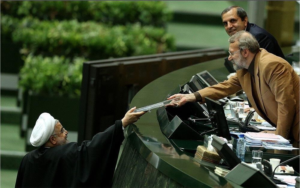 تصاویر تقدیم لایحه بودجه ۹۶ به مجلس