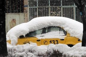 بارش برف شدید در اراک/ تصاویر
