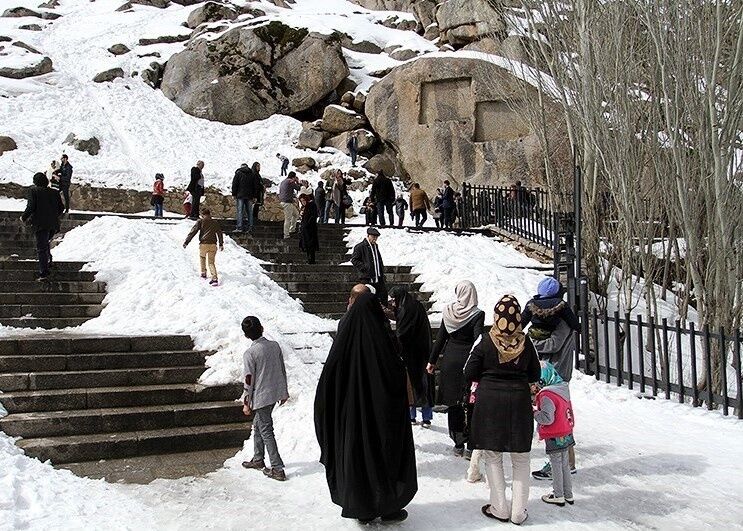 گردشگران نوروزی در همدان/تصاویر
