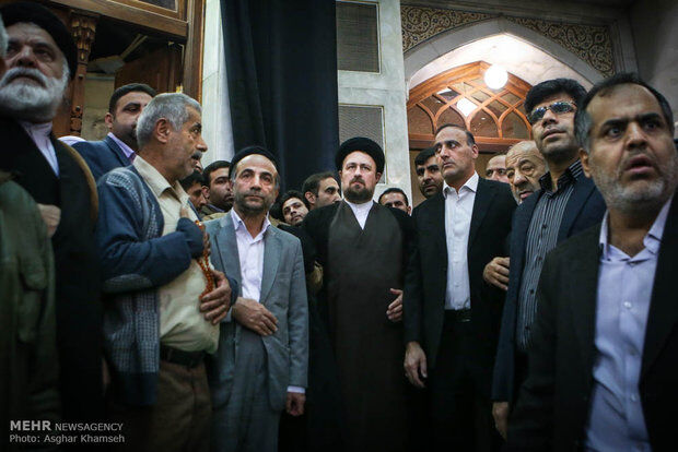 تشییع پیکر بانو حدیدچی/تصاویر