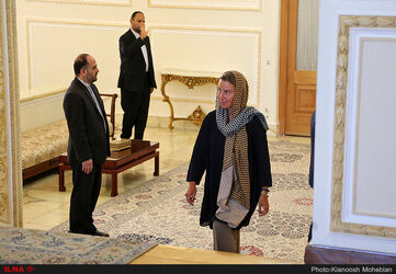 تصاویری از دیدار ظریف با موگرینی
