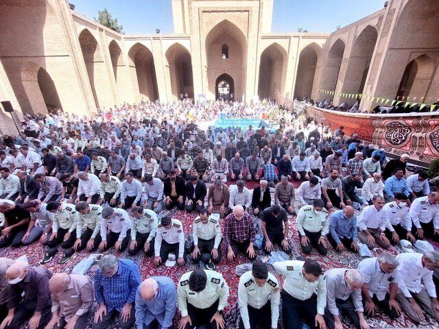 عملکرد تیم اقتصادی دولت تغییری در سفره مردم ایجاد نکرده است