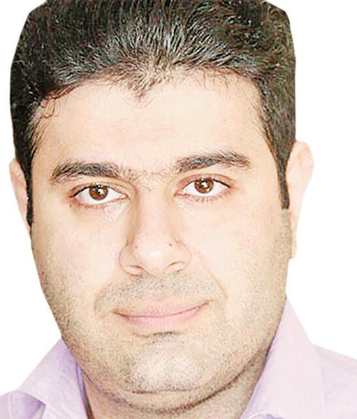 گرفتار دو ابرچالش