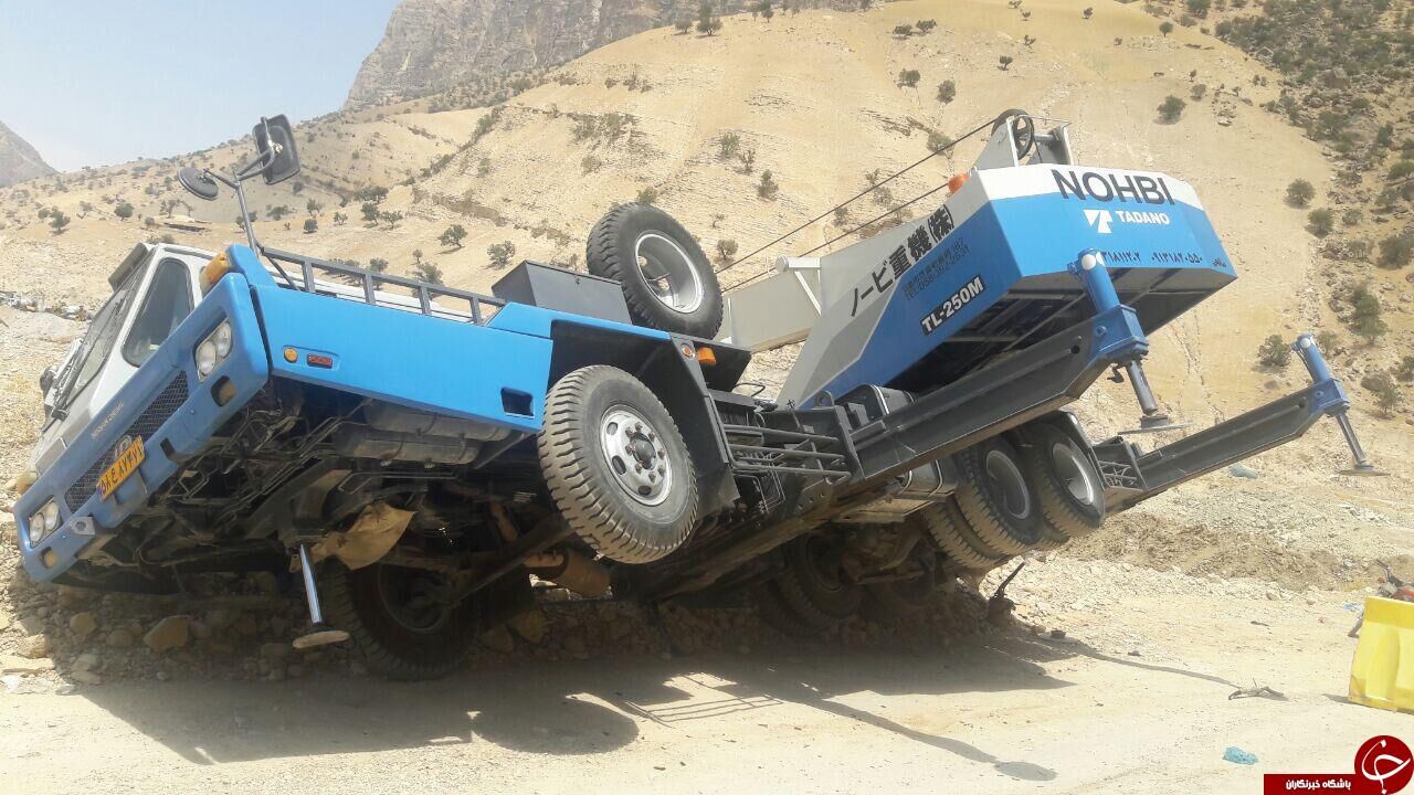 واژگونی‎ عجیب جرثقیل!+تصاویر