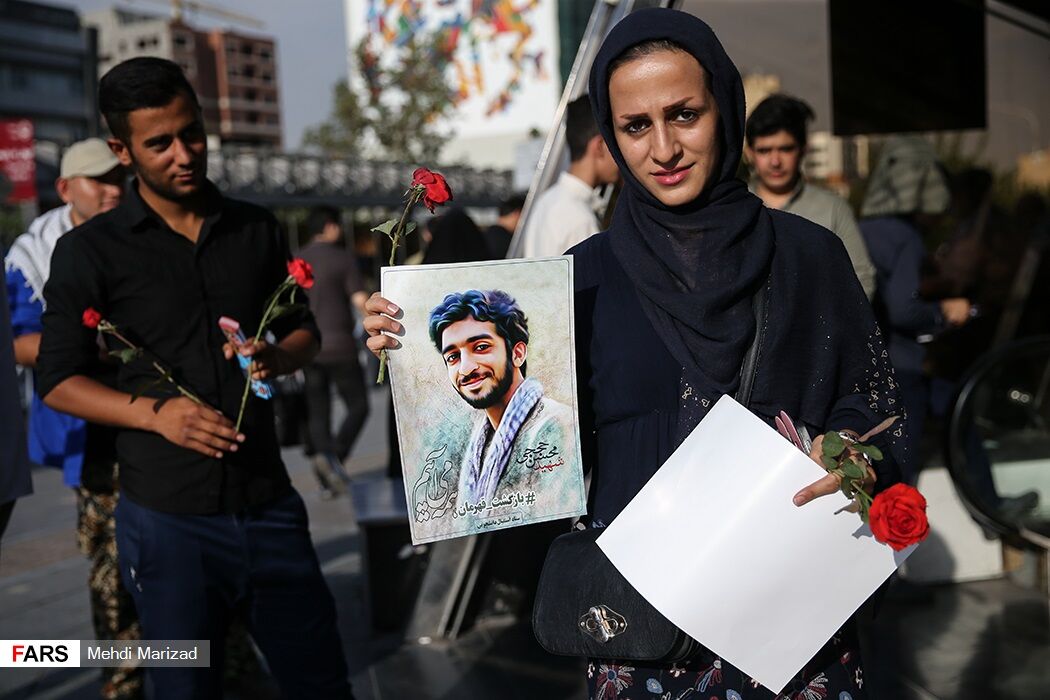 انتظار برای بازگشتِ قهرمان /تصاویر