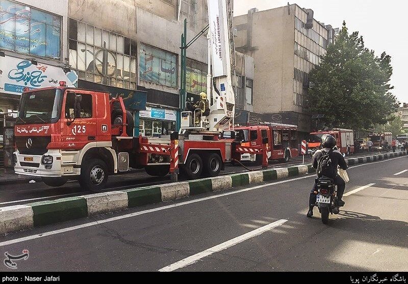 حریق پاساژ مهستان اطفا شد