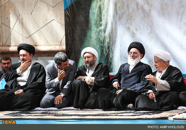 احوالپرسی احمدی نژاد و هاشمی / عکس