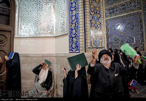 مراسم احیاء در حرم امام رضا (ع)/تصاویر