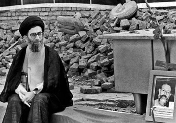 مردی که برای ما یک ملت بود/تصاویر