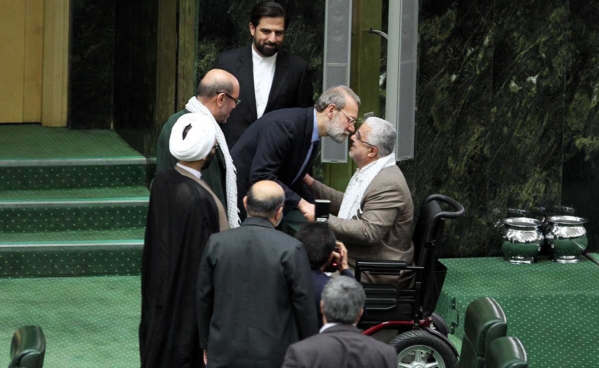 روبوسی مجلسی‌ها/تصاویر