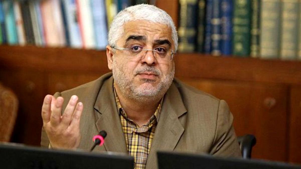 آقای رئیسی! می‌شود خواهش کنیم قطار رشدتان را متوقف کنید؟/ یک قرص ساده را نمی‌توانید برای مردم تهیه کنید